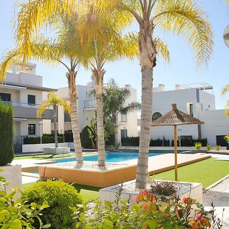Fantastic Home With Ac, Pool And Bbq Rojales Kültér fotó